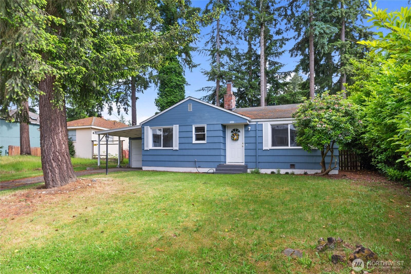 Property Photo: 2115 N 147th Street WA 98133