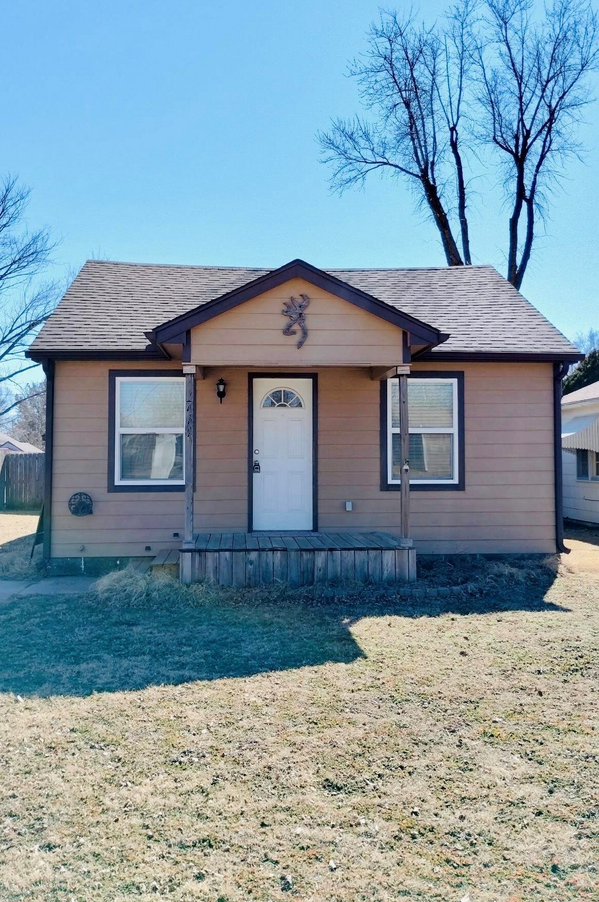 Property Photo:  711 W 14th Ave  KS 67501 