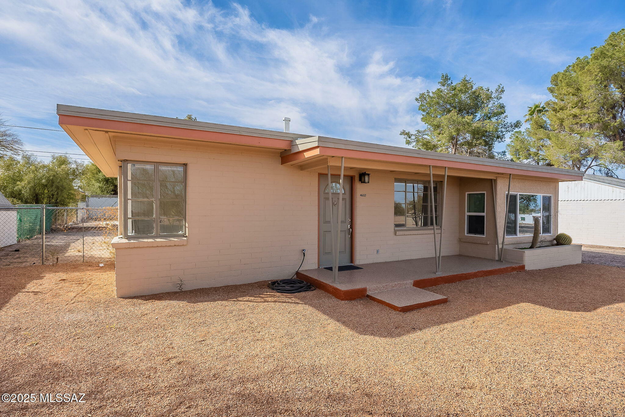 Property Photo:  4652 E 5th Street  AZ 85711 