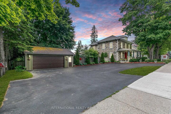 Property Photo: 261 Smith Street ON N0G 1A0