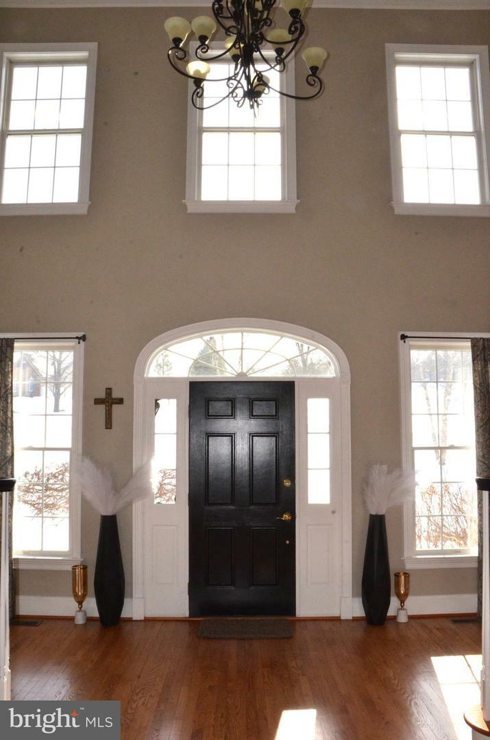 Property Photo: 10 Hidden Meadow Drive PA 18042
