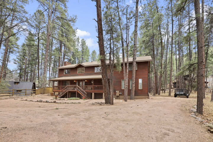 Property Photo: 9198 W Circle Drive AZ 85544