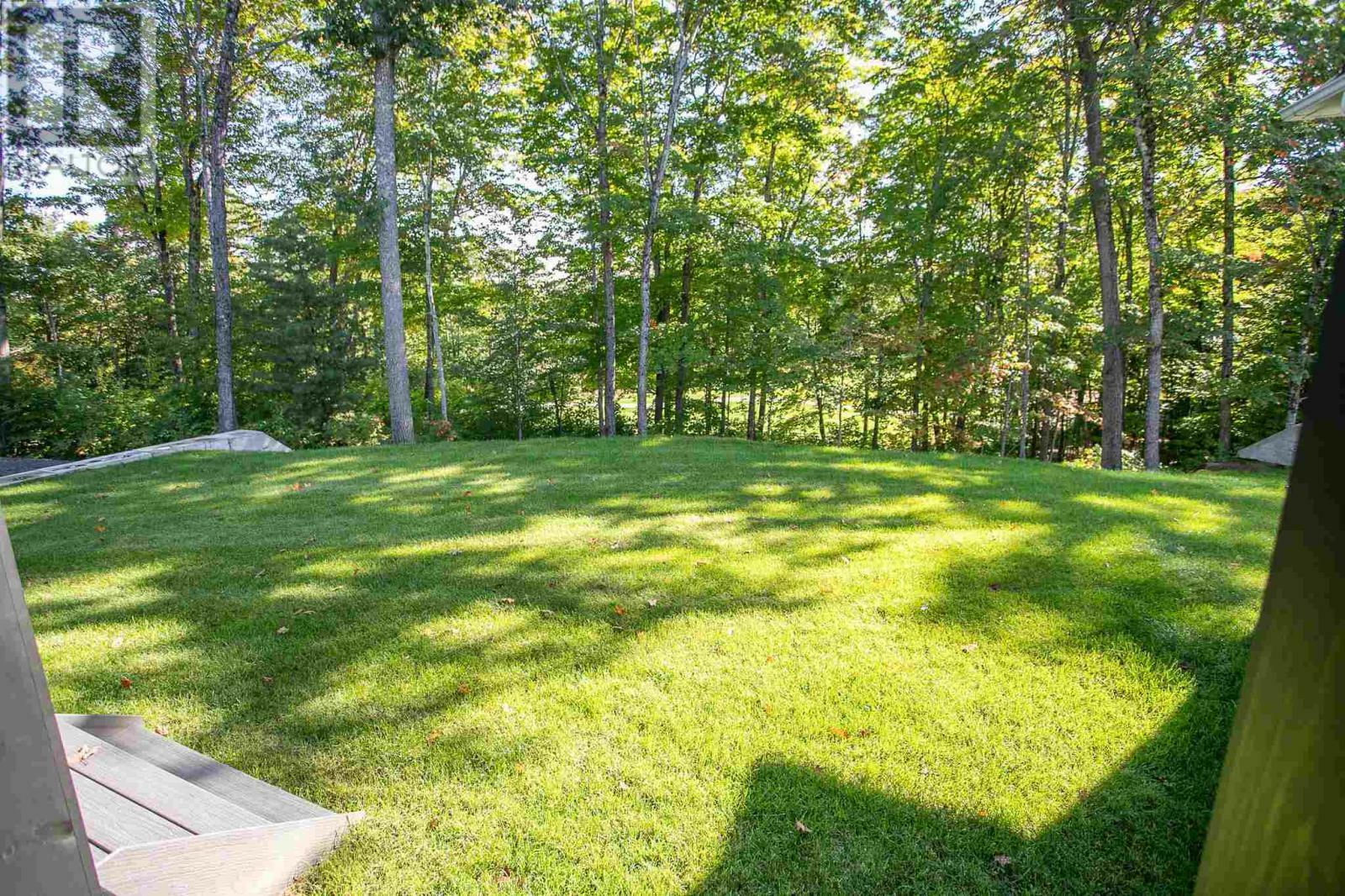 Property Photo: 8 Bluffs Dr ON P6A 0B4