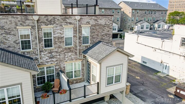 Property Photo:  121 Lowe Lane  OH 45402 