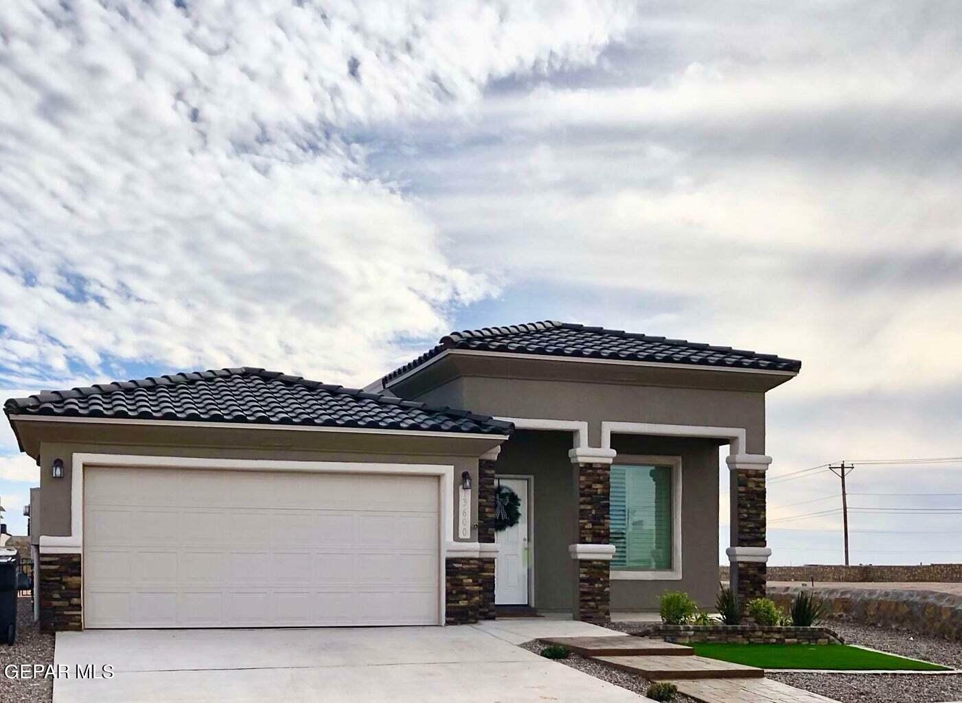 13809 Margaret Ponce Avenue  Horizon City TX 79928 photo