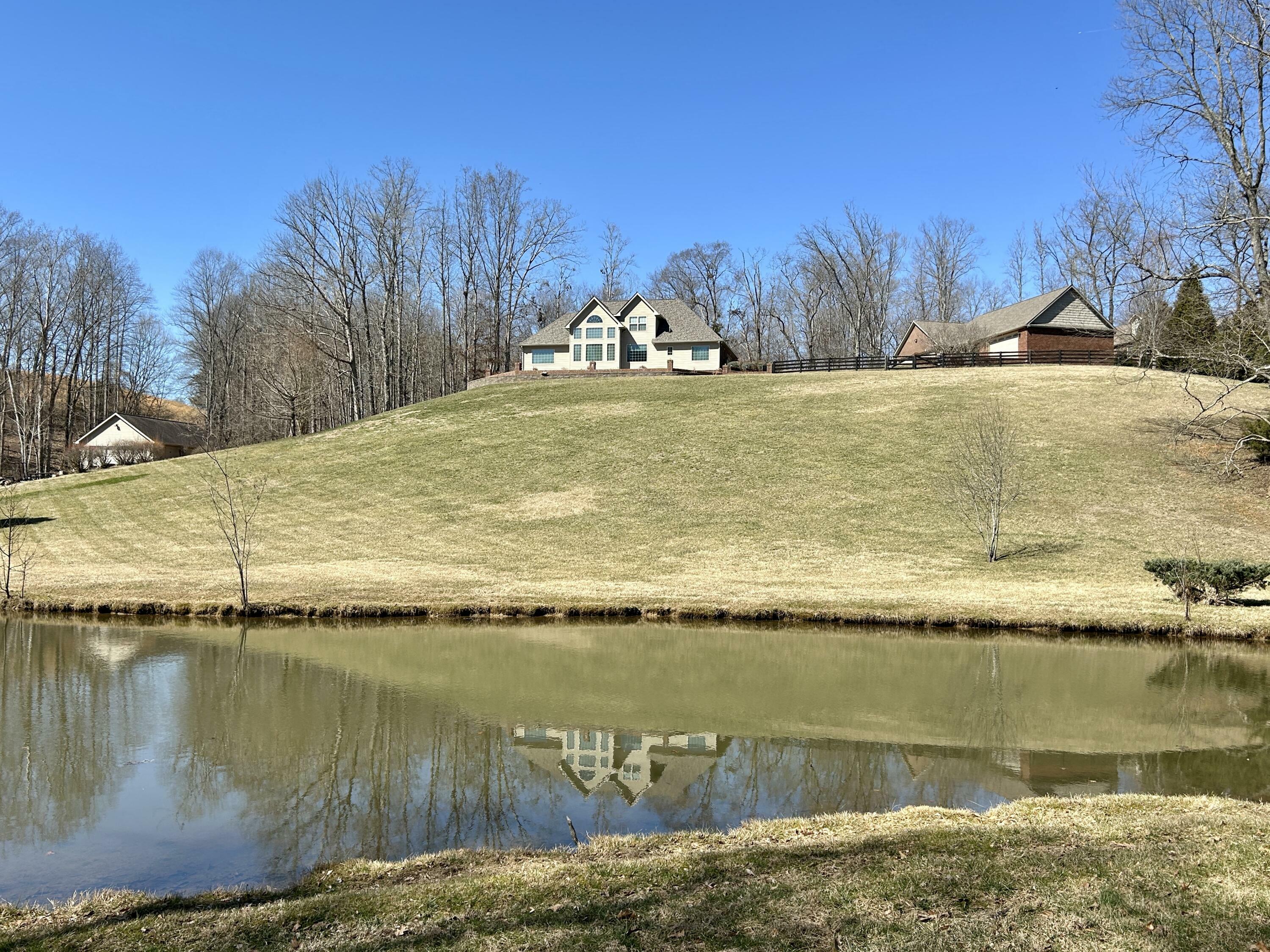 Property Photo: 449 Silver Creek Drive KY 42503