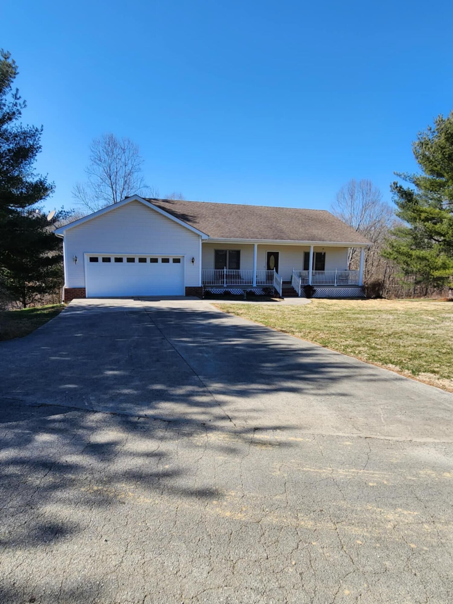 Property Photo:  225 Deerwood Drive  KY 42553 