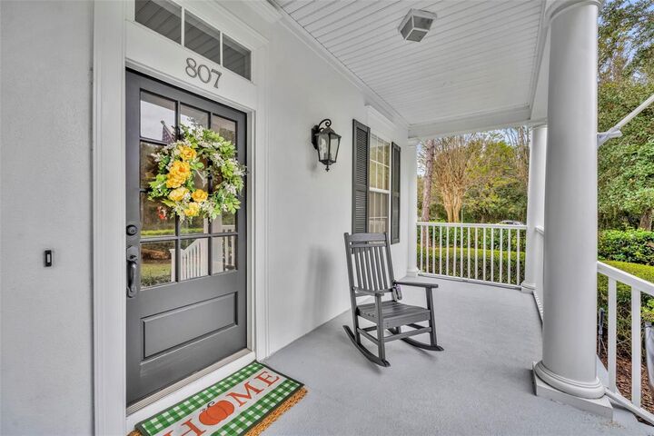 Property Photo: 807 Oak Shadows Road FL 34747