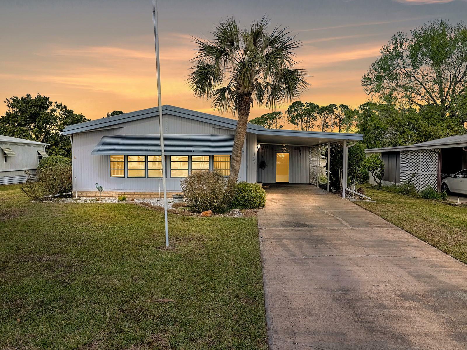 Property Photo:  1685 Nassau Circle  FL 32778 