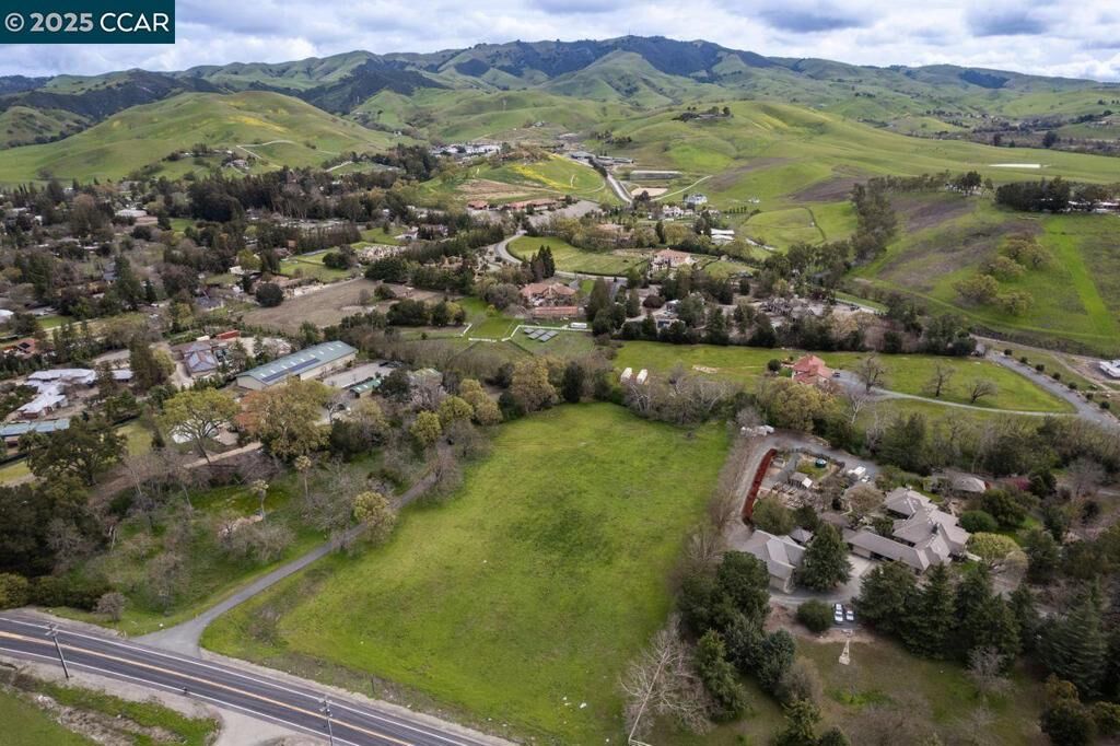 Property Photo: 5201 Camino Tassajara CA 94506