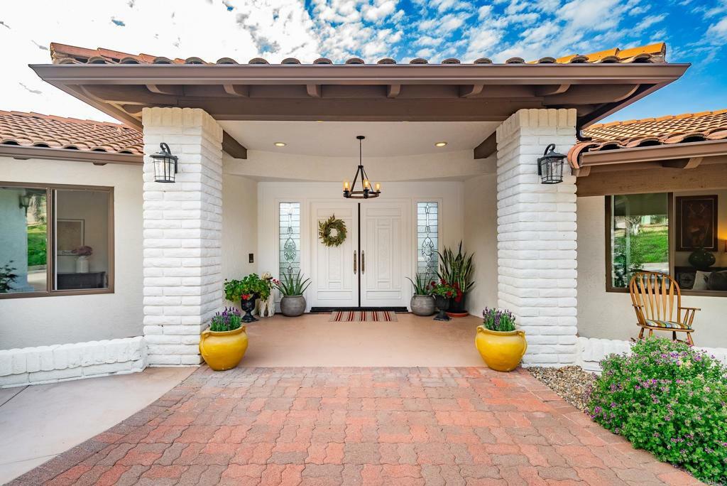 Property Photo: 1505 La Plaza Drive CA 92078