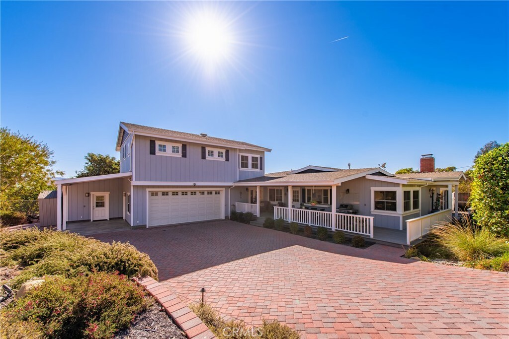 Property Photo: 2102 Buena Vista Drive CA 93010