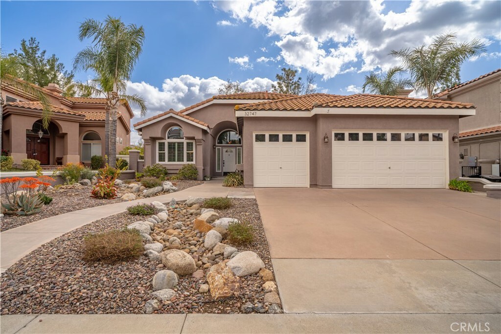 Property Photo:  32747 Valentino Way  CA 92592 