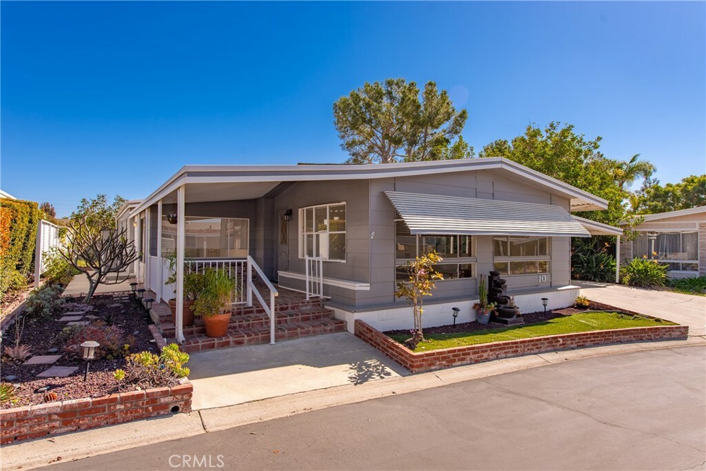 10 Caleta Drive 202  Camarillo CA 93012 photo