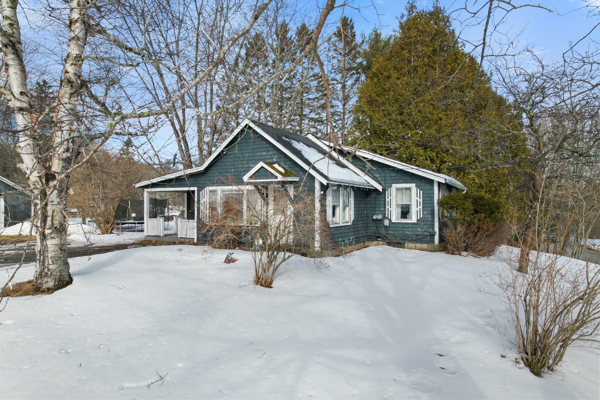 Property Photo: 133 Eastside Road ME 04640