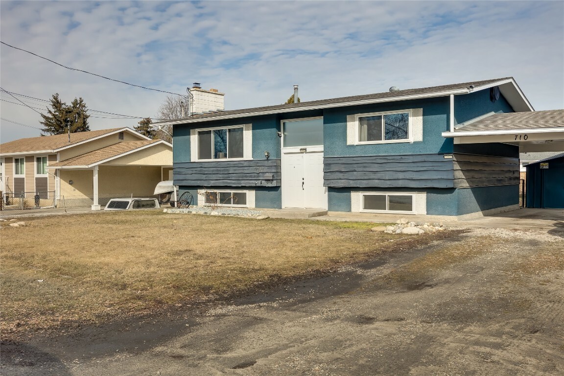 Property Photo:  710 Hollydell Road  BC V1X 1L5 