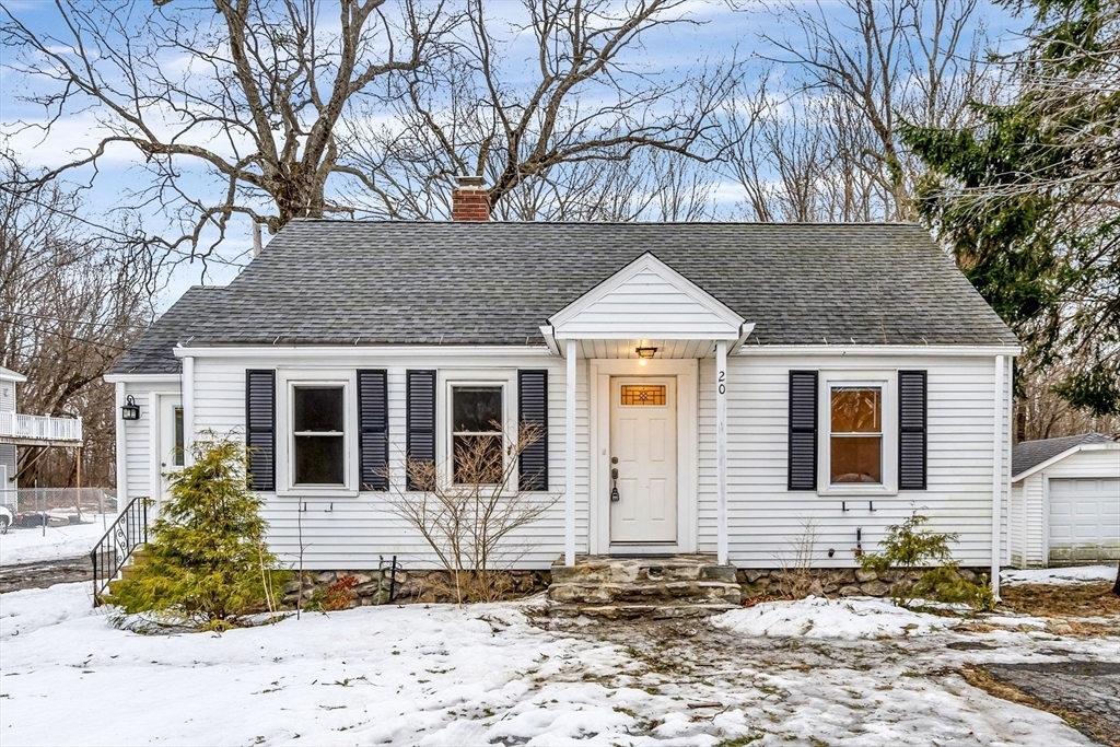 Property Photo:  20 Glenwood St  MA 01520 