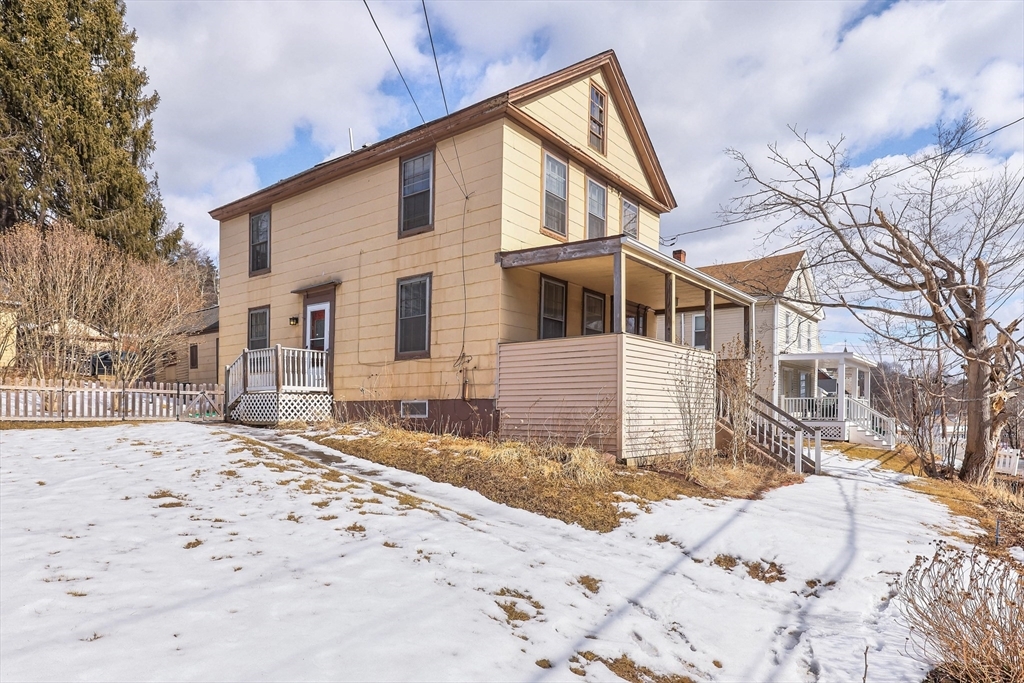Property Photo:  600 Main St  MA 01566 