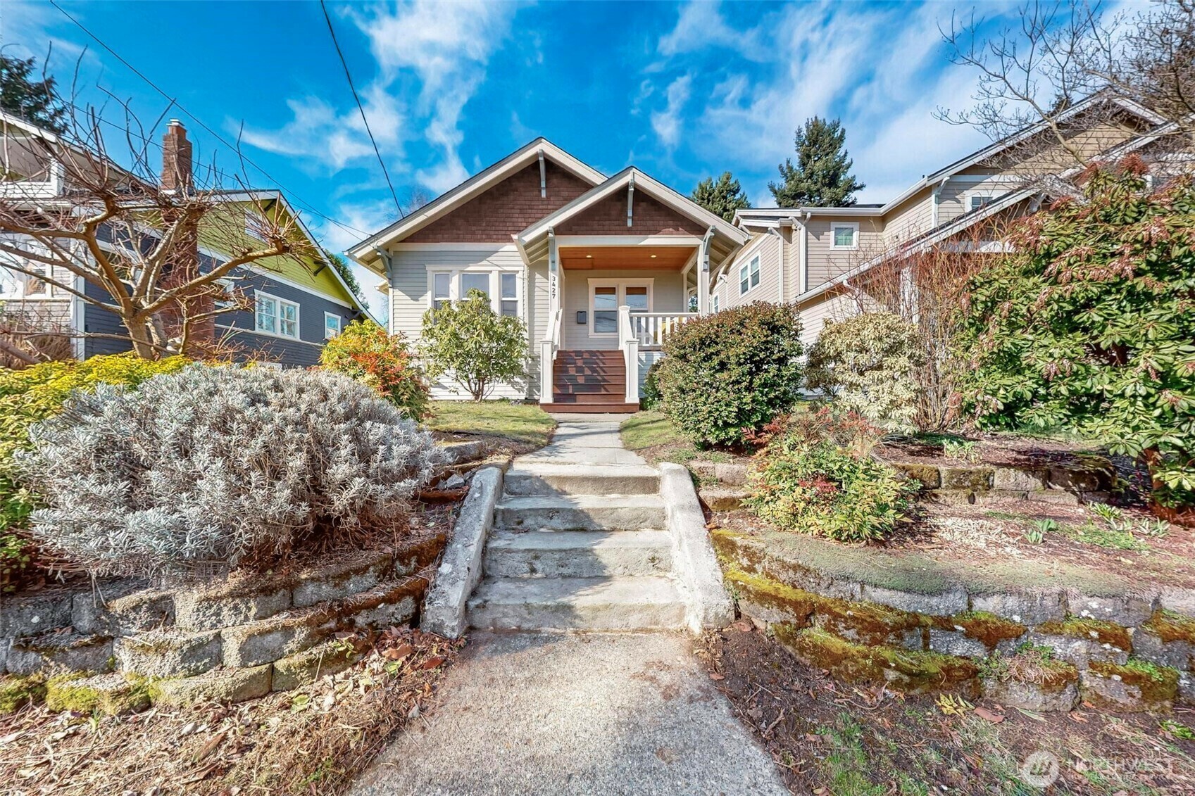 3427  40th Avenue SW  Seattle WA 98116 photo