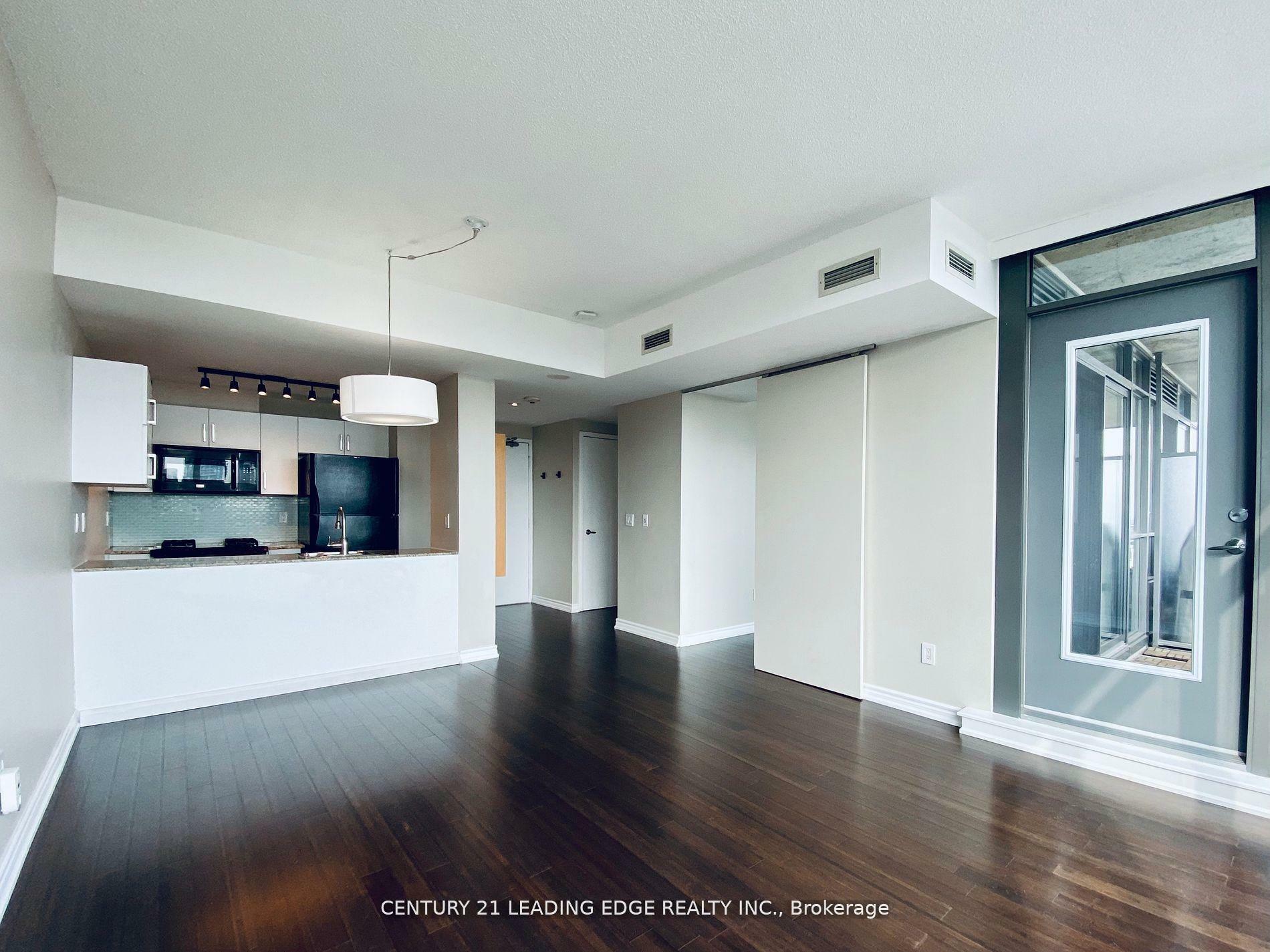 Property Photo: 281 Mutual St 2402 ON M4Y 3C4