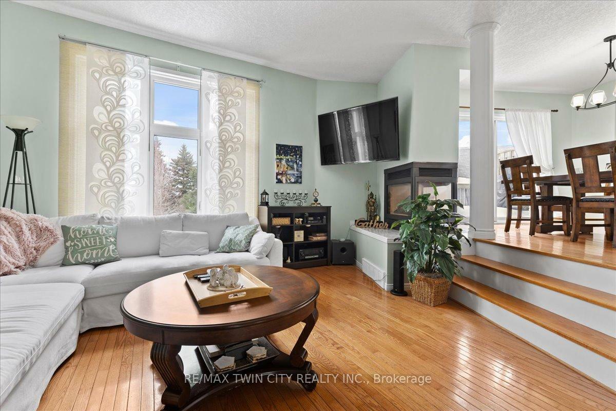 Photo de la propriété: 199 Saginaw Parkway 55 ON N1T 1T9