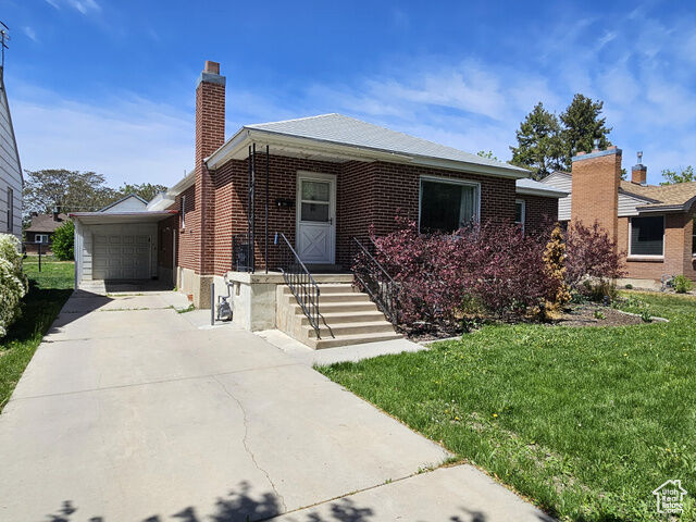 Property Photo: 423 N 200 E UT 84337