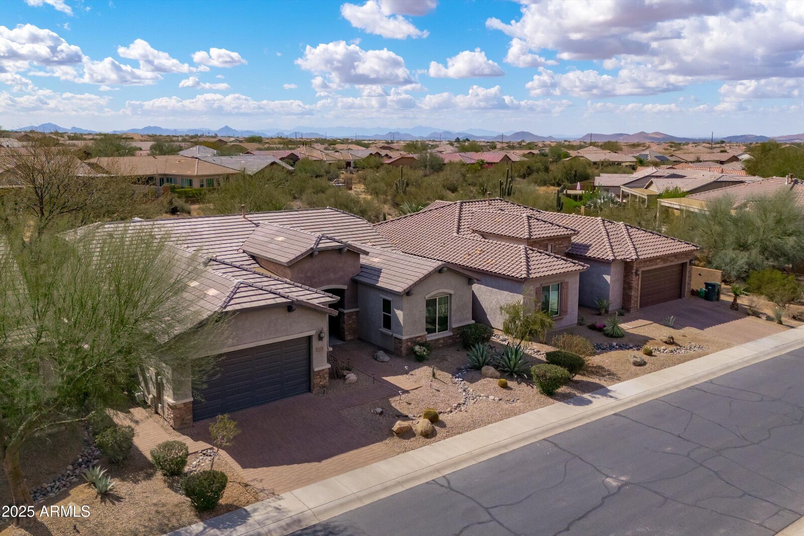 Property Photo: 5723 E Jake Haven AZ 85331