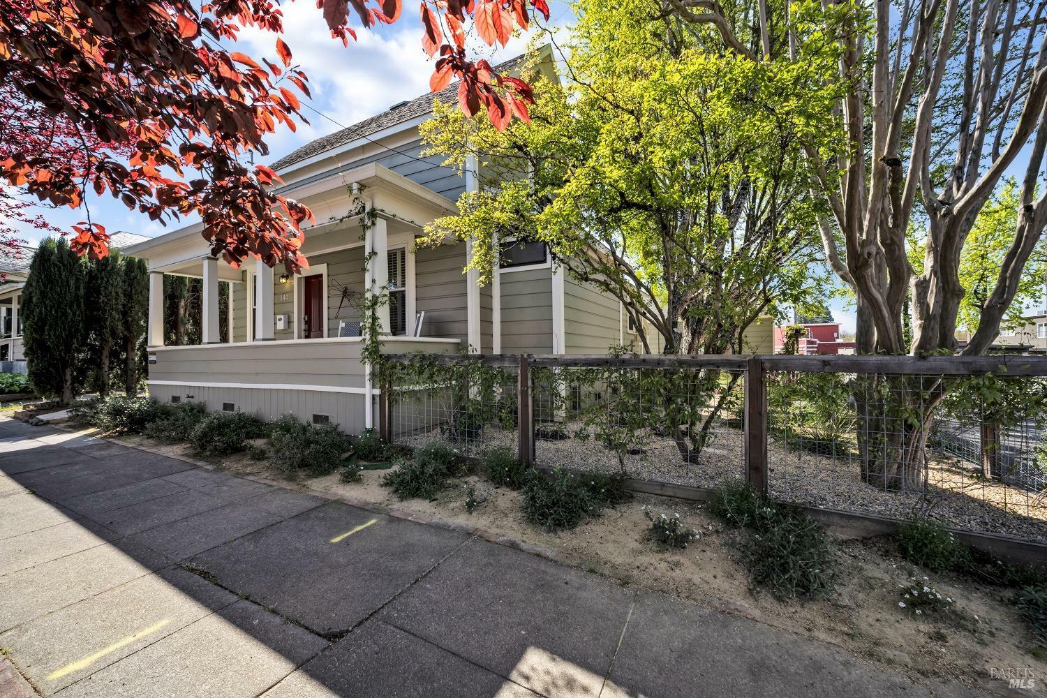 144 Piper Street  Healdsburg CA 95448 photo