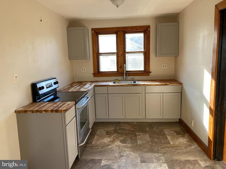 8880 Easton Road  Ottsville PA 18942 photo