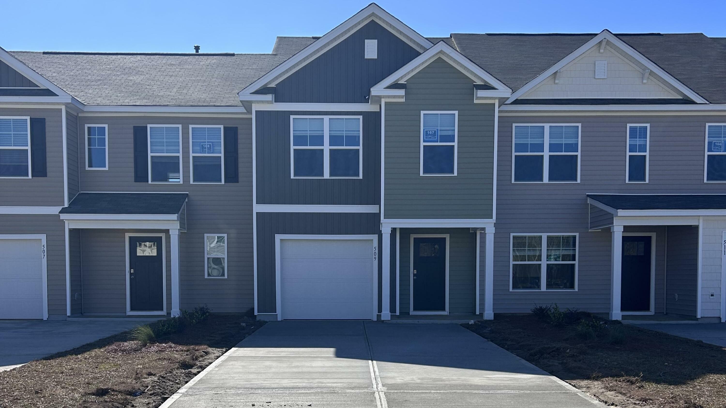 Property Photo: 509 Golden Embers Way SC 29486