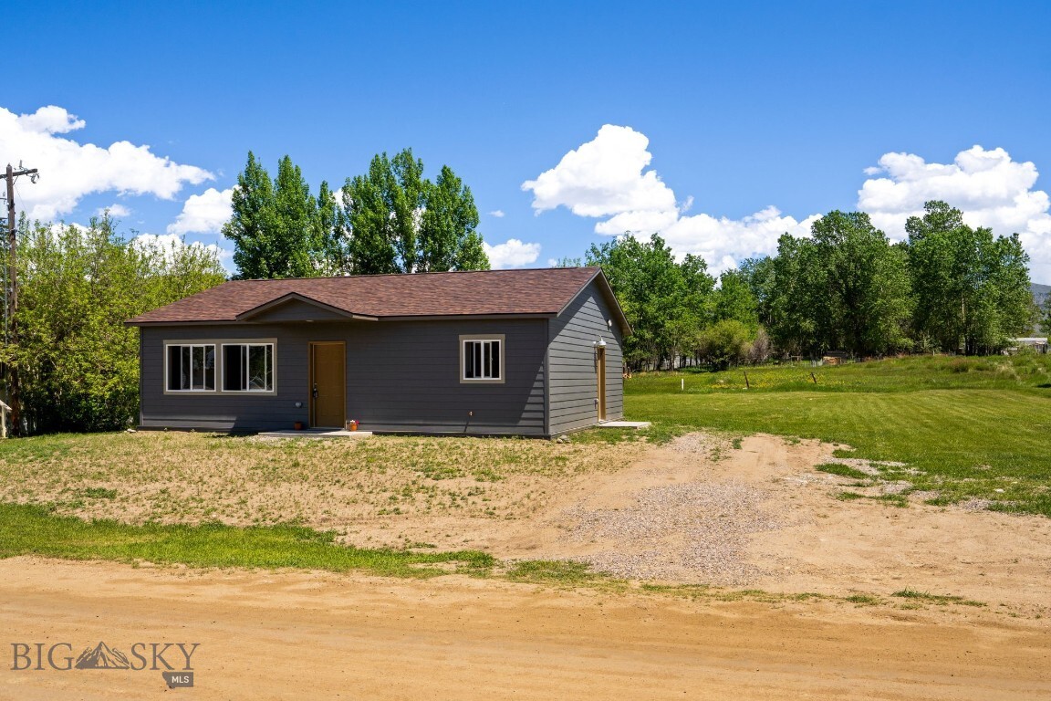 Property Photo: 113 Washington Street MT 59749