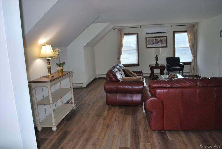 Property Photo:  25 Hathorn Road 2  NY 10990 
