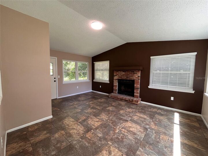 Property Photo: 1635 N Florida Avenue FL 34442