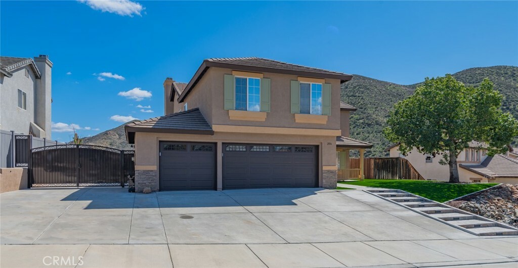 Property Photo:  21016 Canyon Ridge Drive  CA 92532 