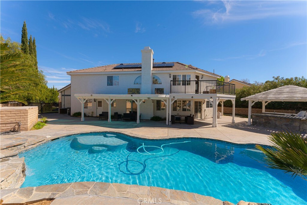Property Photo: 41149 Summitview Lane CA 93551