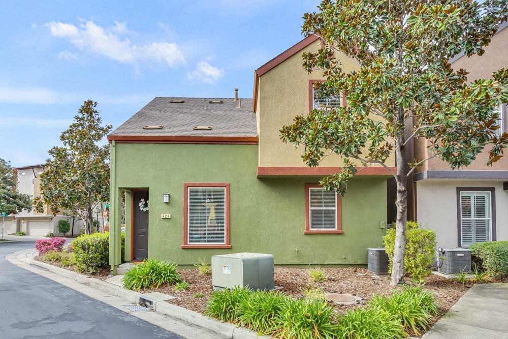 Property Photo:  821 Sinter Lane  CA 95691 