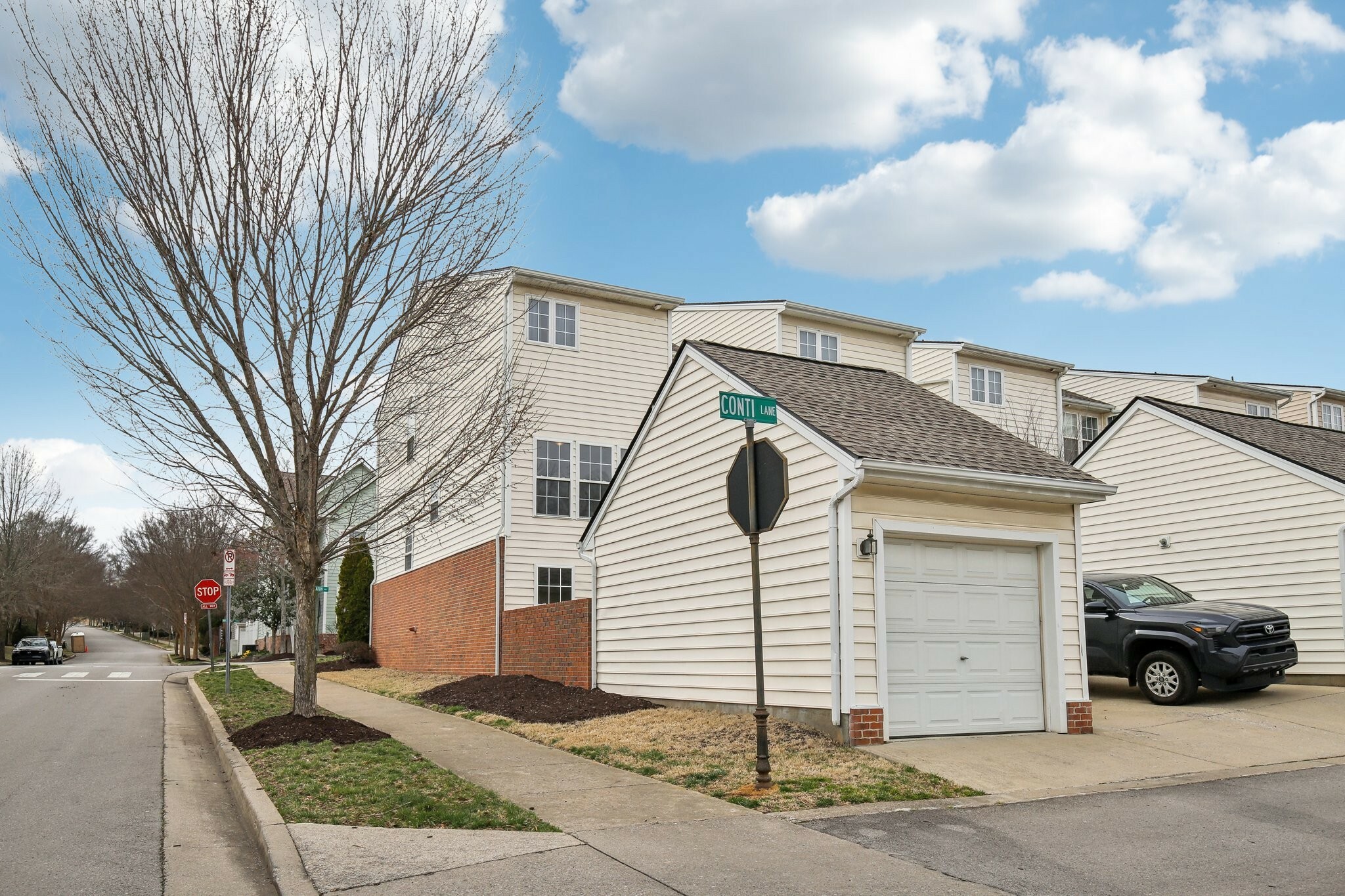 Property Photo: 7841 Heaton Way TN 37211