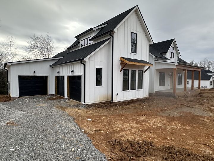 Property Photo:  2660 Jarrell Ridge Rd  TN 37043 