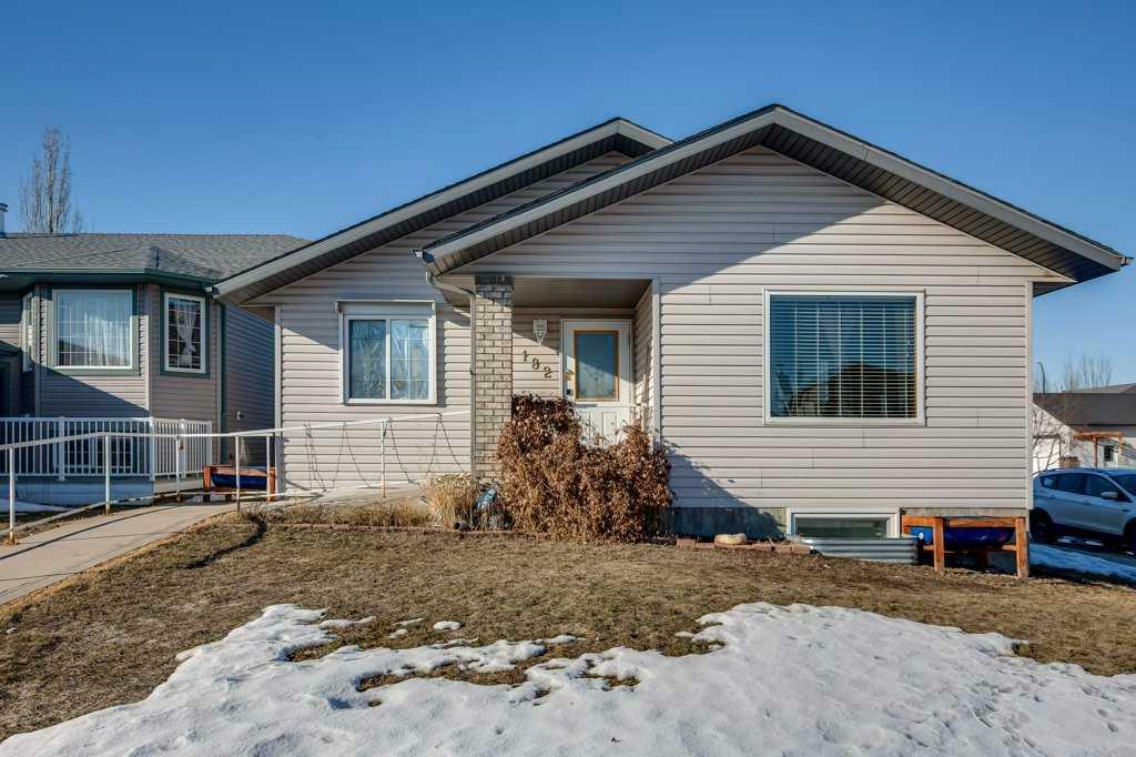 Property Photo:  182 Duval Crescent  AB T4R 2Z1 