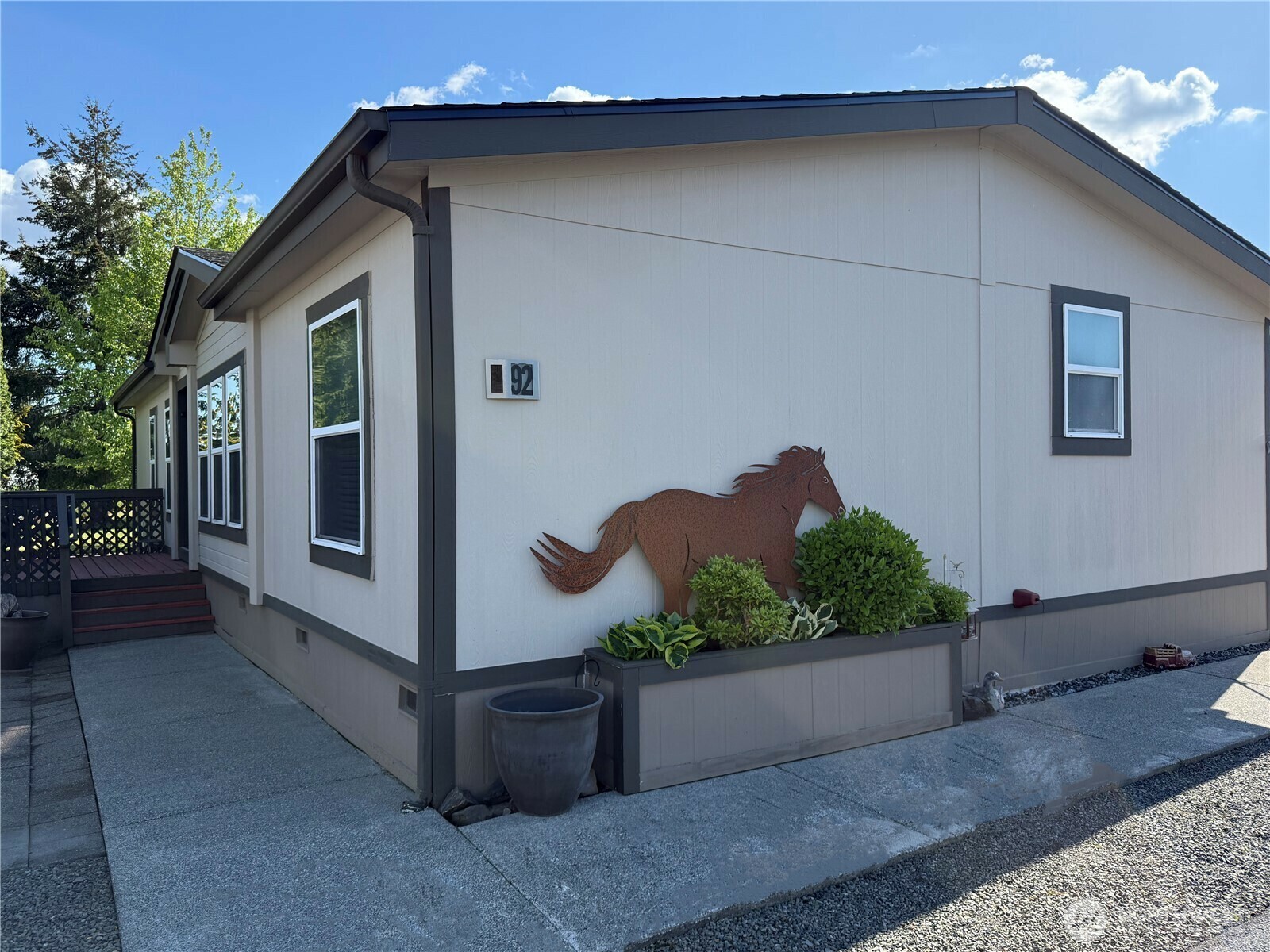 Property Photo: 14727 43rd Avenue NE 92 WA 98271