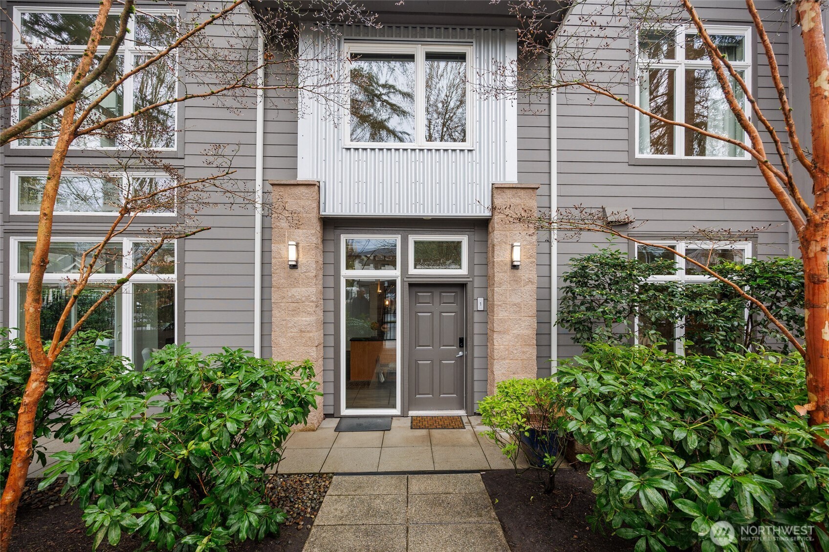 Property Photo: 511 7th Avenue 1 WA 98033