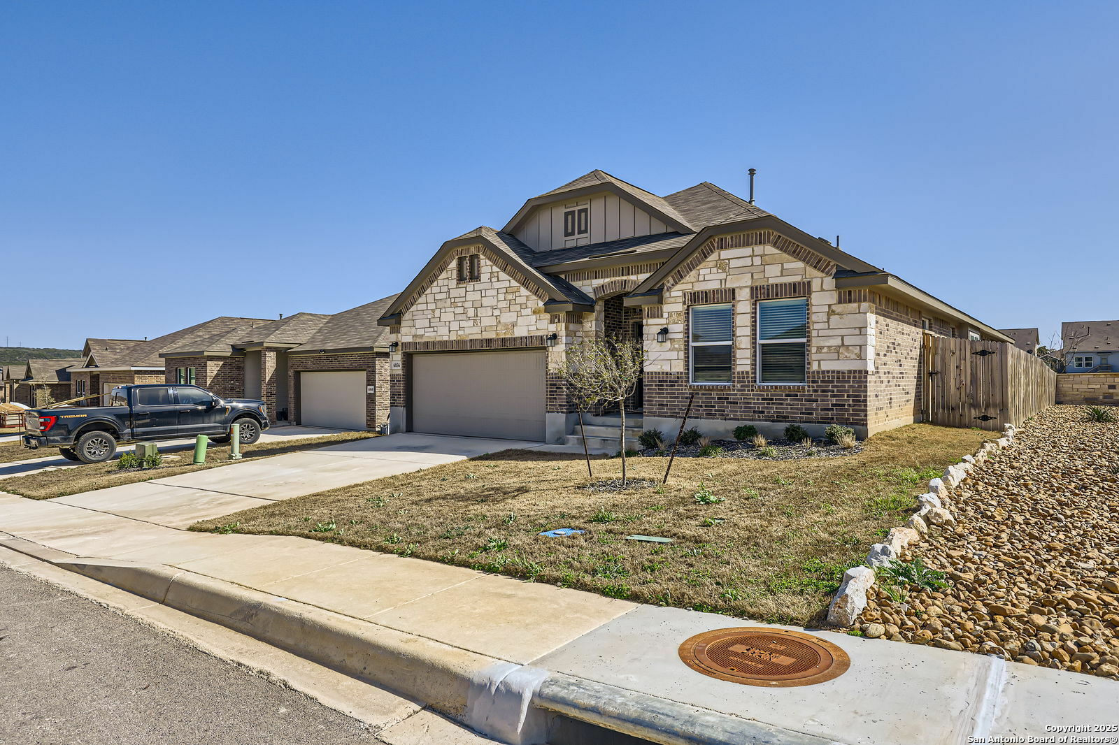 Property Photo: 6056 Draw Loop TX 78163