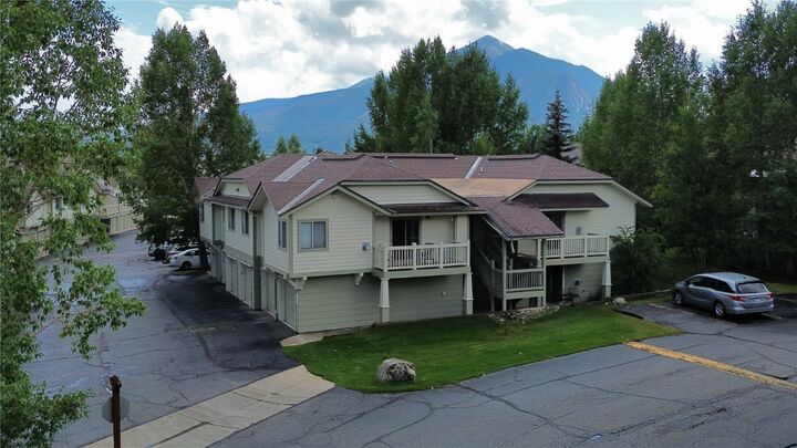 Property Photo: 1521 Point Drive 202 CO 80443
