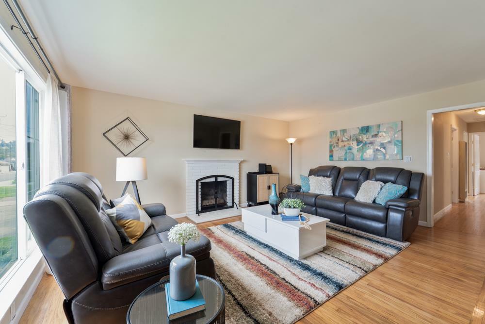 2187 East Avenue  Hayward CA 94541 photo