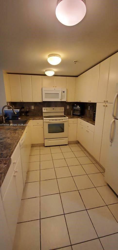 Property Photo:  120 SW 37th Ave 605  FL 33134 