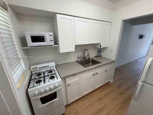 Property Photo: 635 8th 106 FL 33139