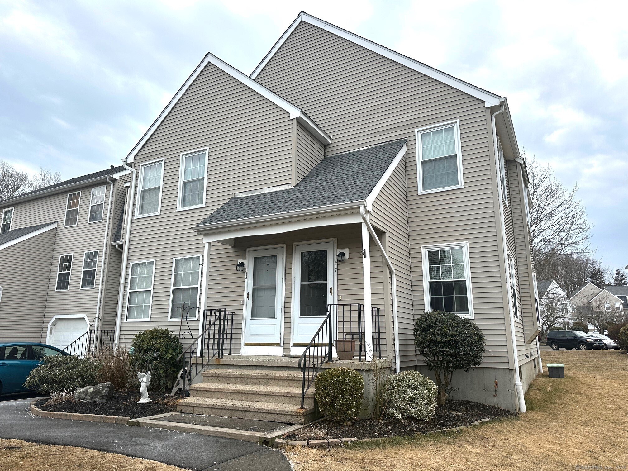 Property Photo: 229 Branford Road 317 CT 06471