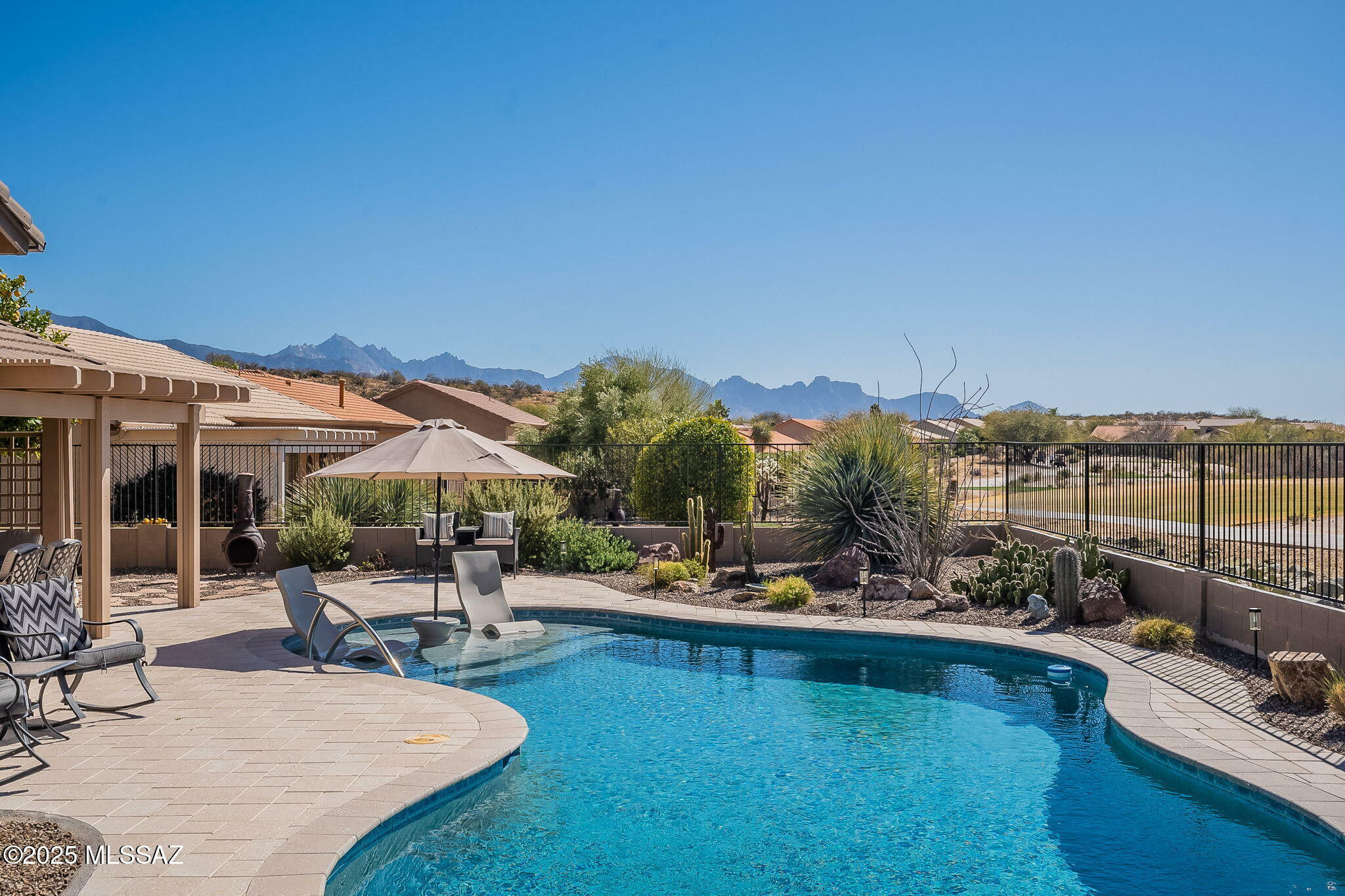 Property Photo:  37570 S Desert Bluff Drive  AZ 85739 