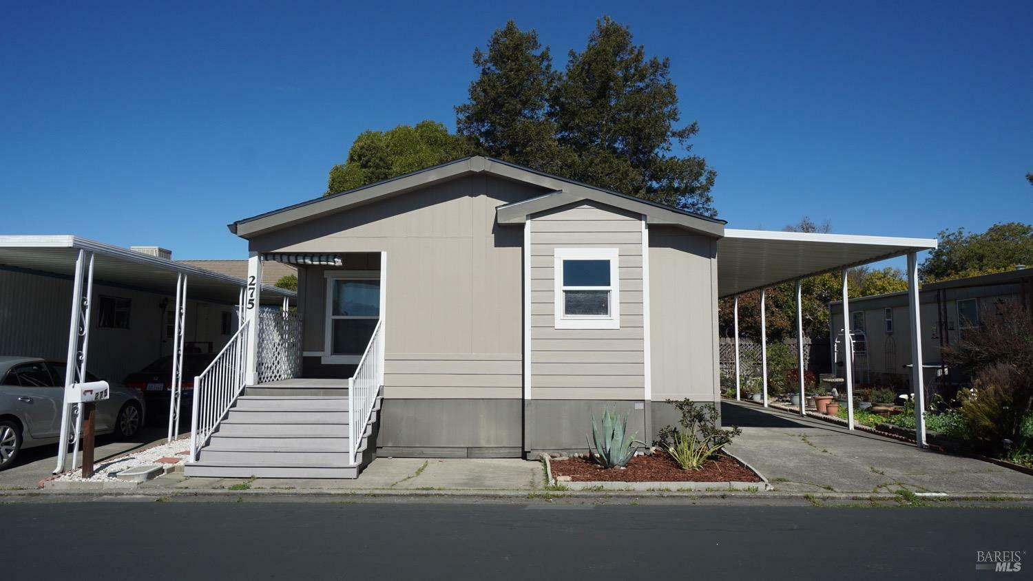 Property Photo:  275 Ricardo Avenue  CA 95407 