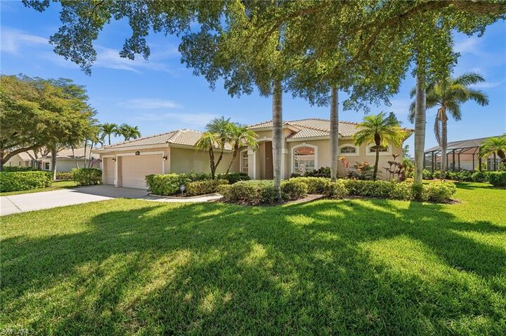 Property Photo:  2243 Oxford Ridge Cir  FL 33973 